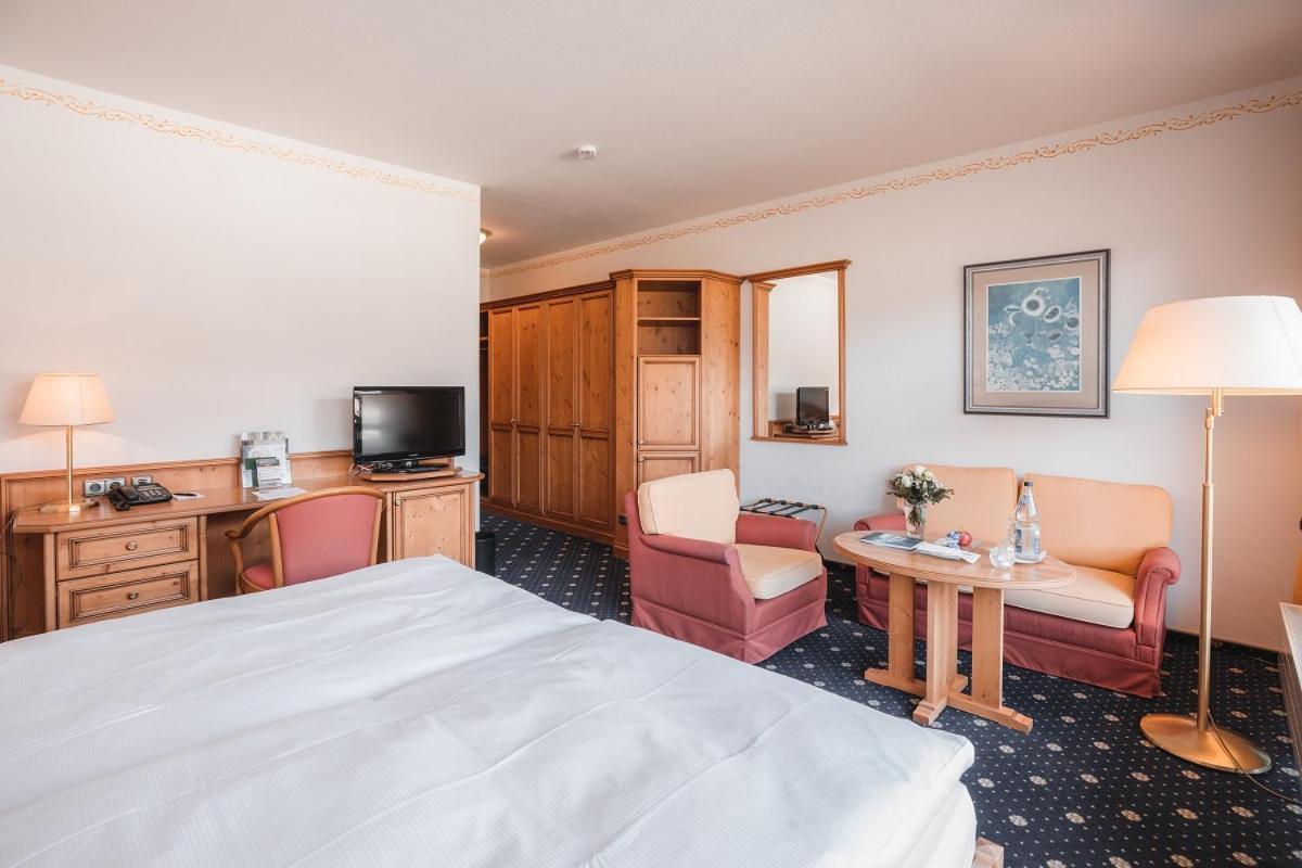 Schuele'S Wellnessresort & Spa Adults Only Oberstdorf Eksteriør billede